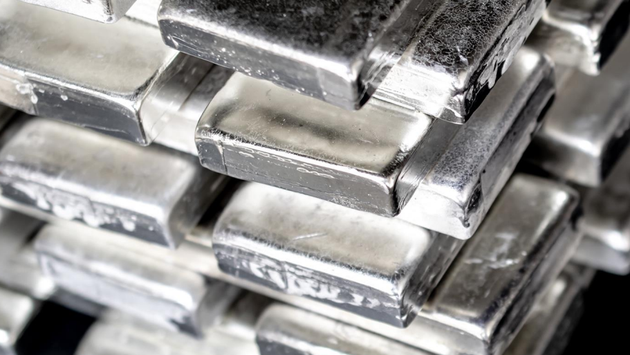 Royalty Firm Secures High-Yield Silver Deal in Peru
