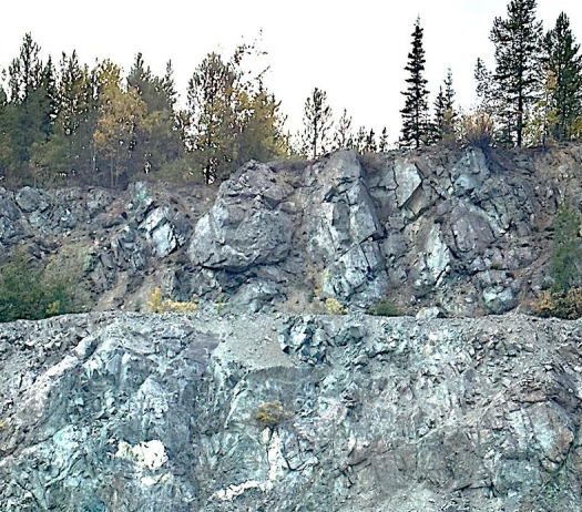 Copper Explorer Finds High-Grade Zone Near Surface