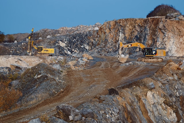 Gold Co. Expands Premium-Grade Newfoundland Territory Holdings