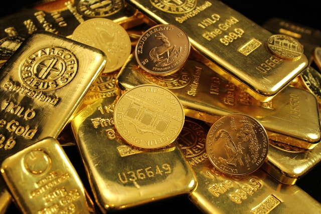 big-beautiful-bond-rally-to-drive-stocks-and-commodities-higher