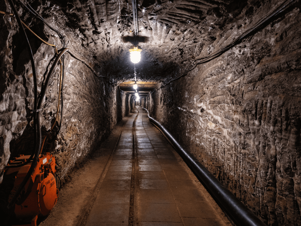 Mining news in 60 seconds: Key moves & industry updates