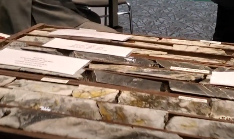 Gold Surges Past US$4,900 as New Project Shows 61% IRR Under Spot Pricing