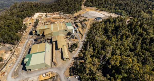 Hellyer blames past mine owners for ‘serious legacy failures’