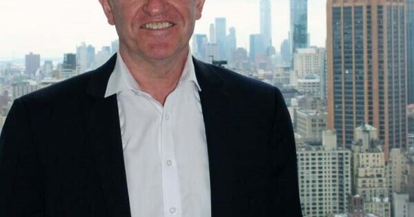 Davis to lead Austmine